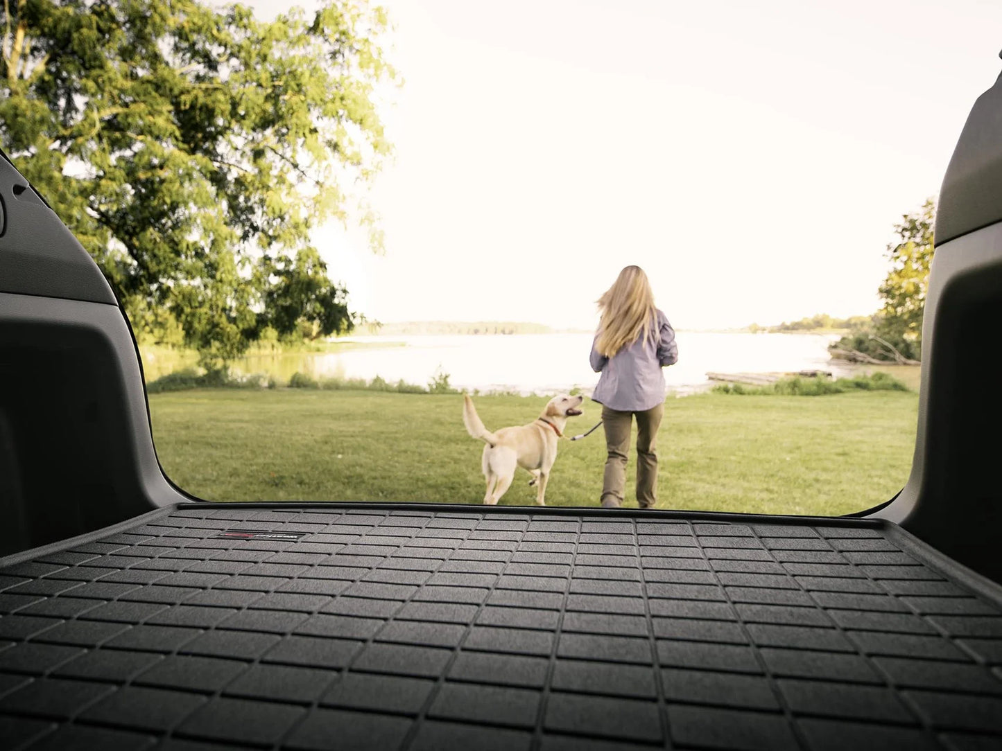 WeatherTech Cargo Trunk Liner with Bumper Protector compatible with 2008-2010 Toyota Highlander - Behind 3rd Row Seating With Bumper Protector, Tan