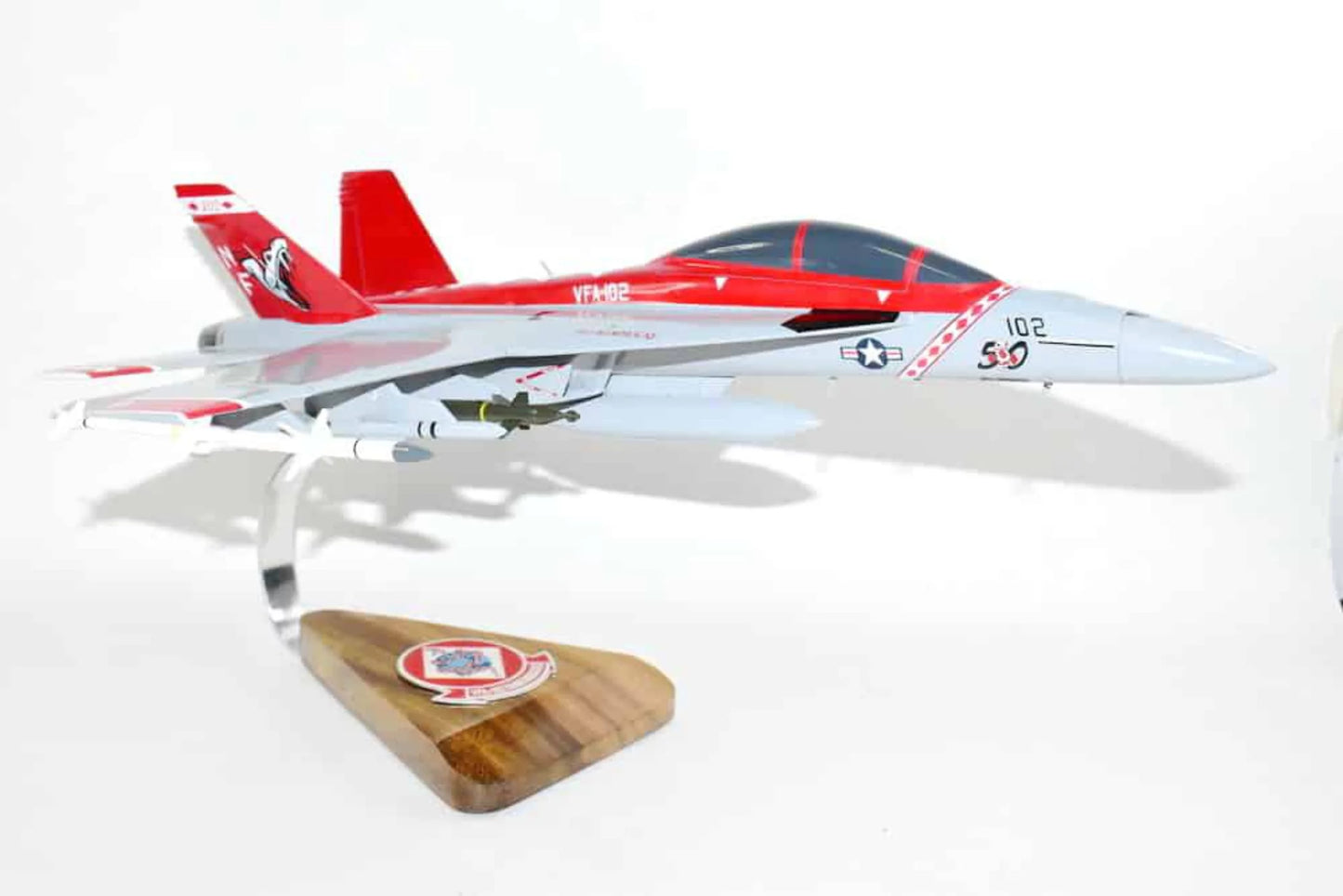 VFA-102 Diamondbacks (2005) F/A-18F Model, Navy, 1/40th (18) Scale, Mahogany, Fighter/Attack